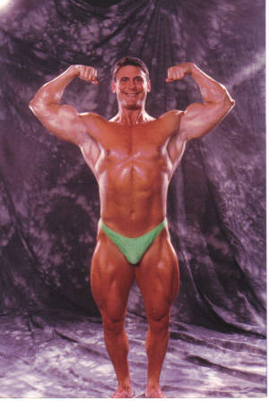 mikesfrontdblebicep.jpg